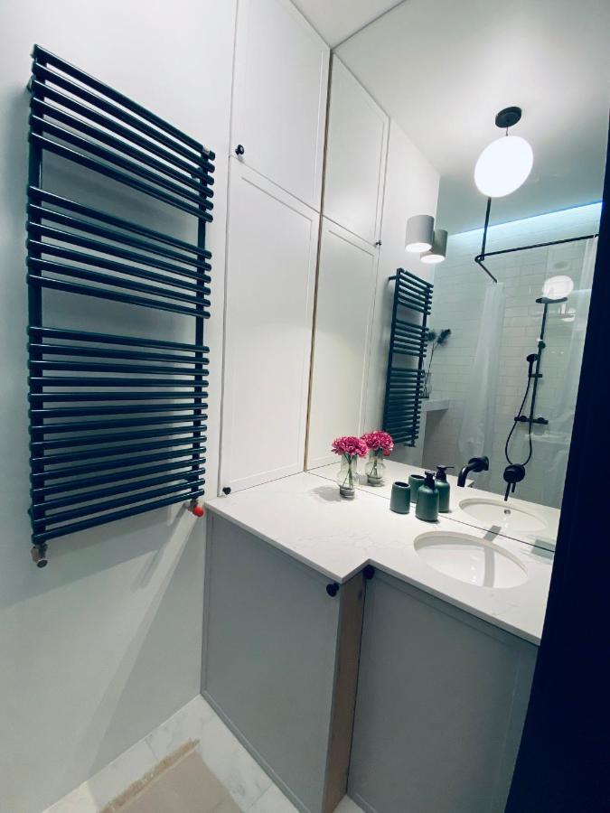 1 Syp, Kawa Vertuo, Kosmetyki Ada, 3 Min Metro Wilenska, By Visitwarsaw Apartments Bagian luar foto