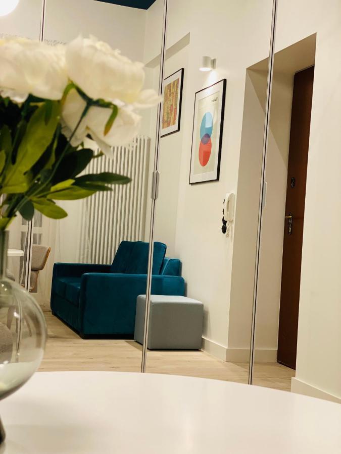 1 Syp, Kawa Vertuo, Kosmetyki Ada, 3 Min Metro Wilenska, By Visitwarsaw Apartments Bagian luar foto