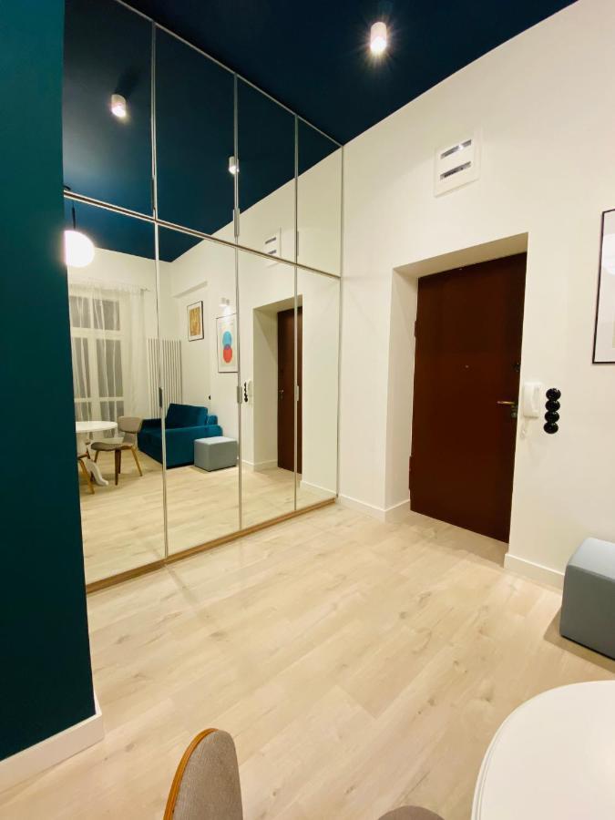 1 Syp, Kawa Vertuo, Kosmetyki Ada, 3 Min Metro Wilenska, By Visitwarsaw Apartments Bagian luar foto